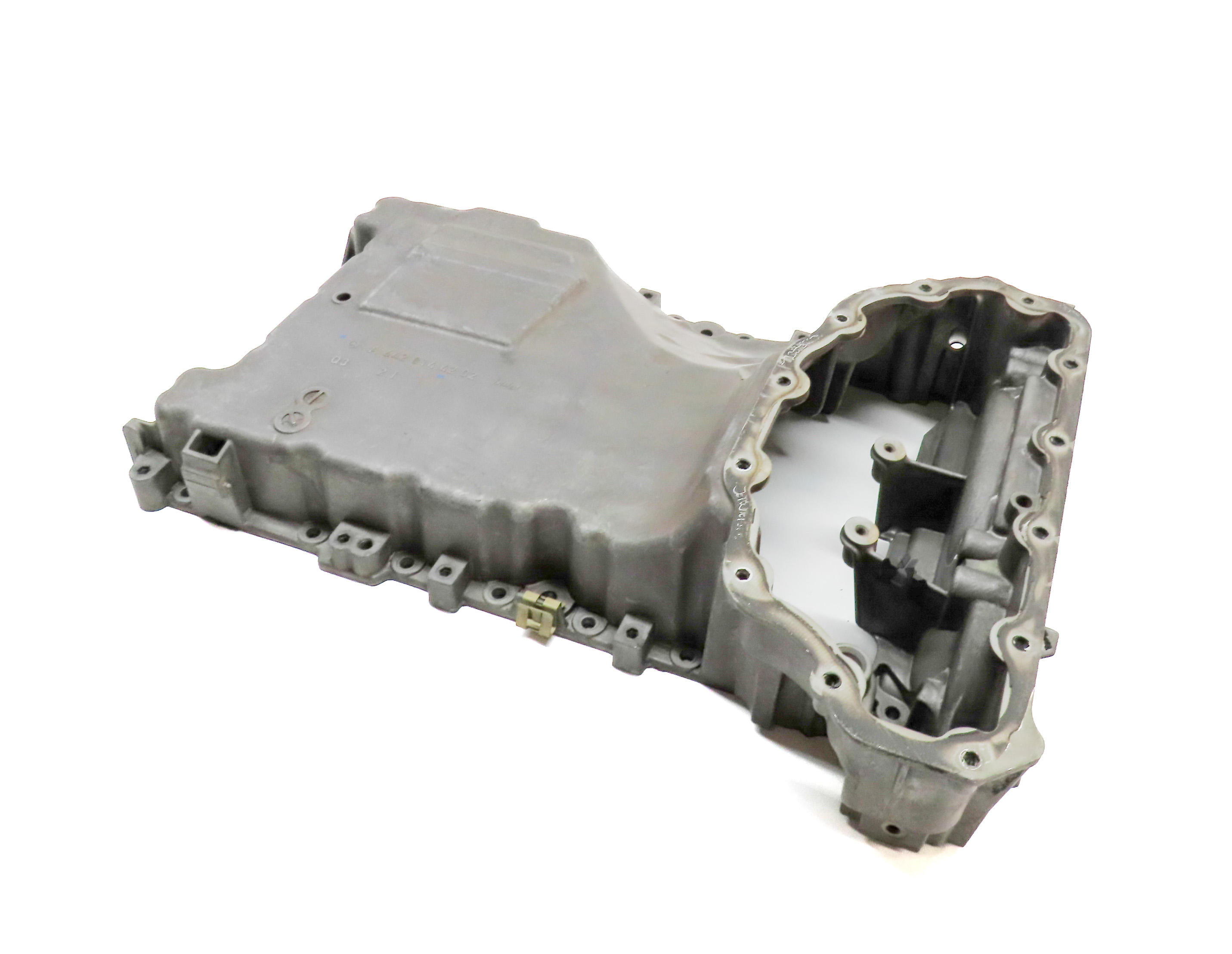 12-17 MERCEDES GL350 GLE350D GLS350D ML350 (W166 X166) DIESEL UPPER OIL PAN — exact item pictured